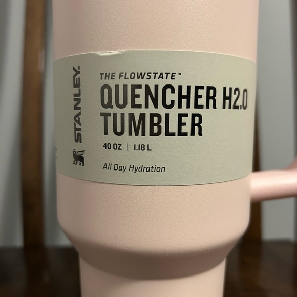 Pink Stanley 40 Oz  Quencher H2.0 Tumbler (Bloom)‎ The Clean Slate Collection - Picture 4 of 7